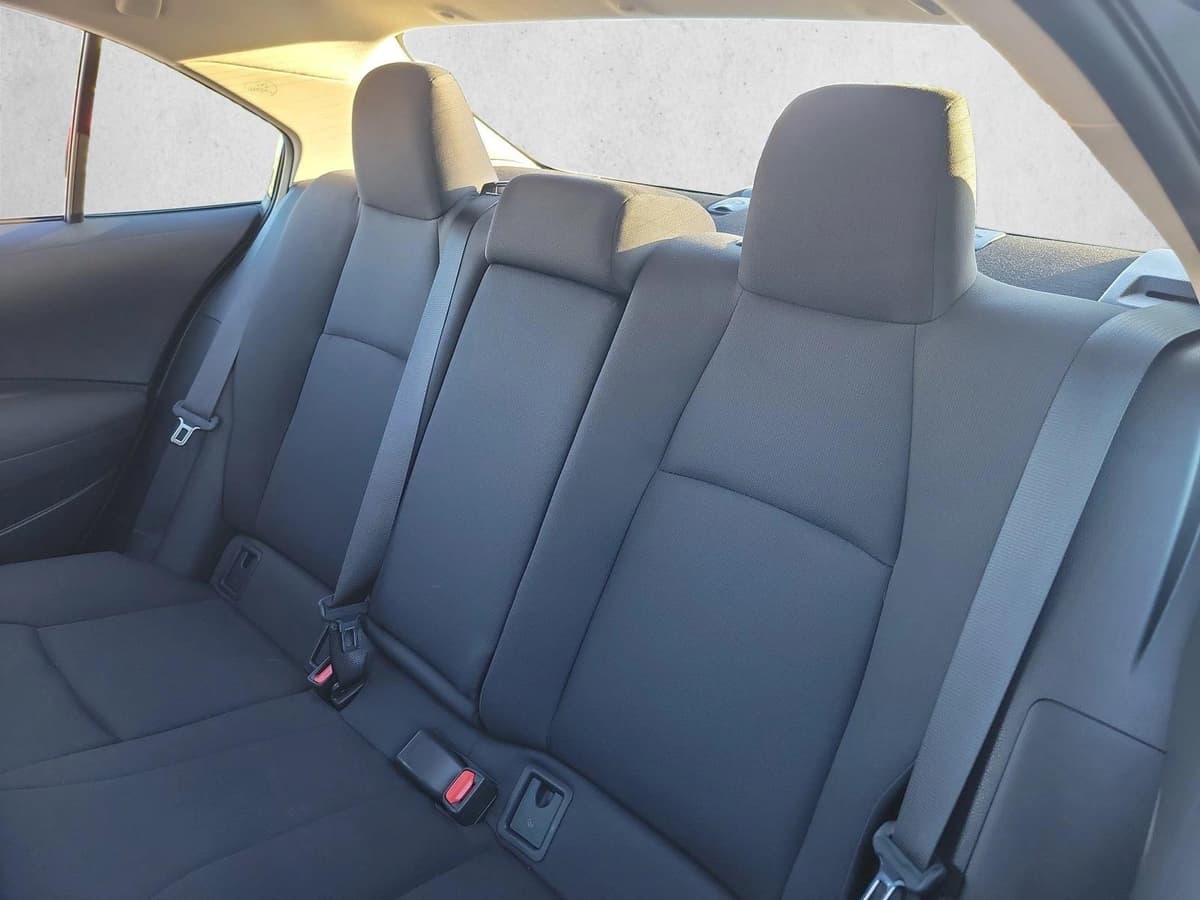 2025 Toyota Corolla - Image 14