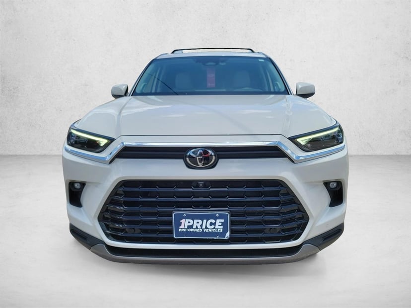 2024 Toyota Grand Highlander - Image 2