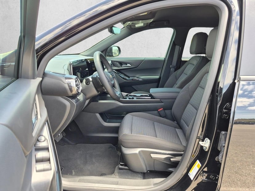 2026 Chevrolet Equinox - Image 16