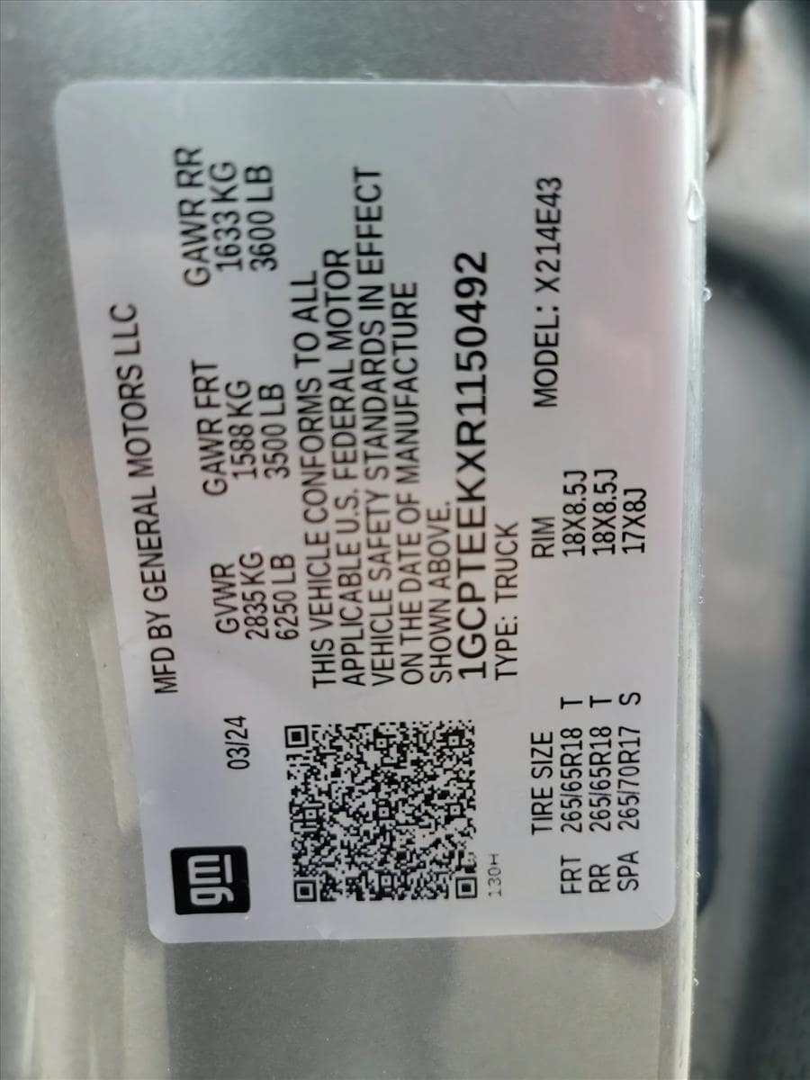 2024 Chevrolet Colorado - Image 23