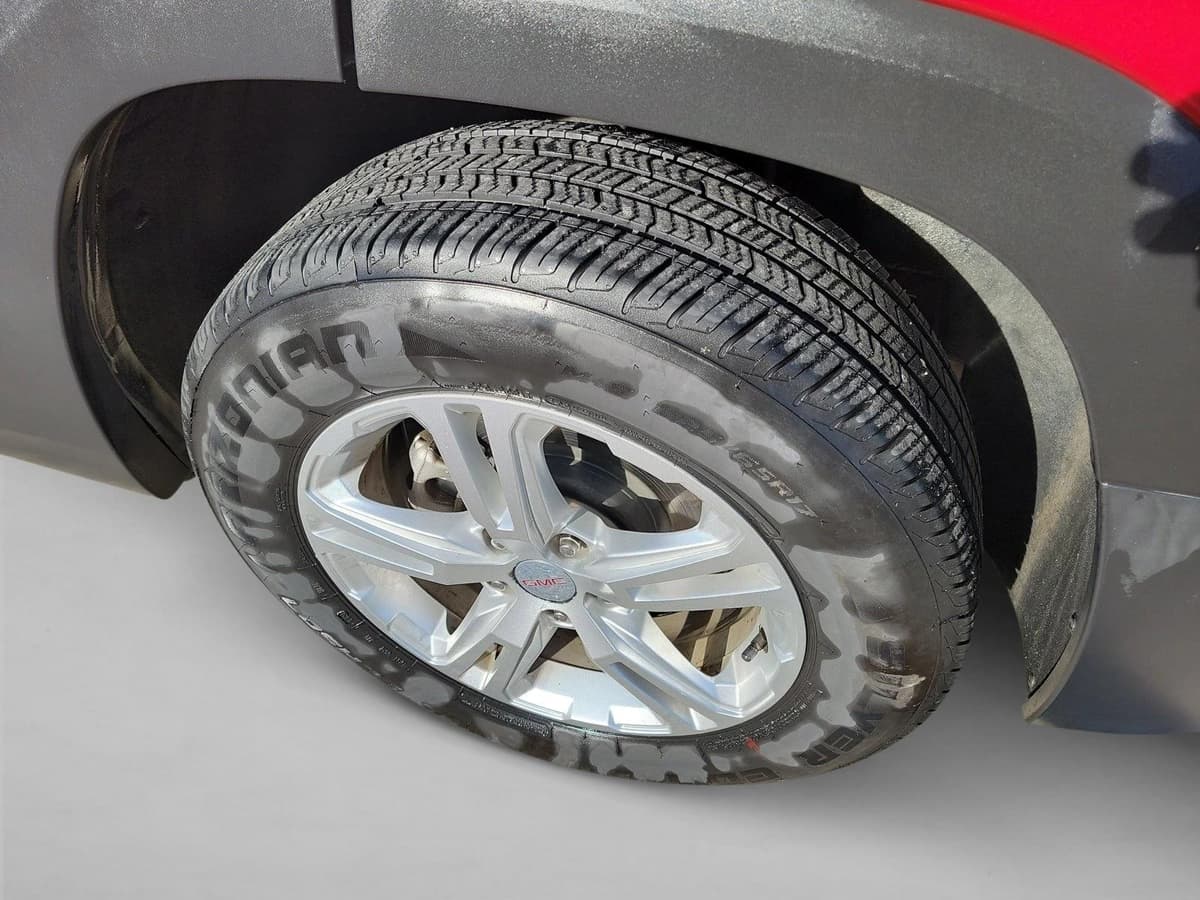 2018 GMC Terrain - Image 12