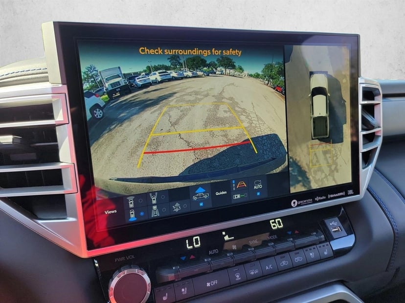 2023 Toyota Tundra - Image 24