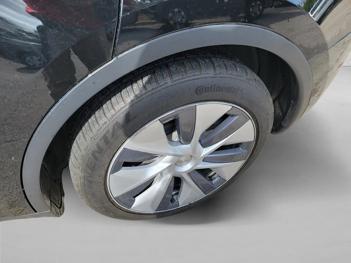 2021 Tesla Model Y - Image 8