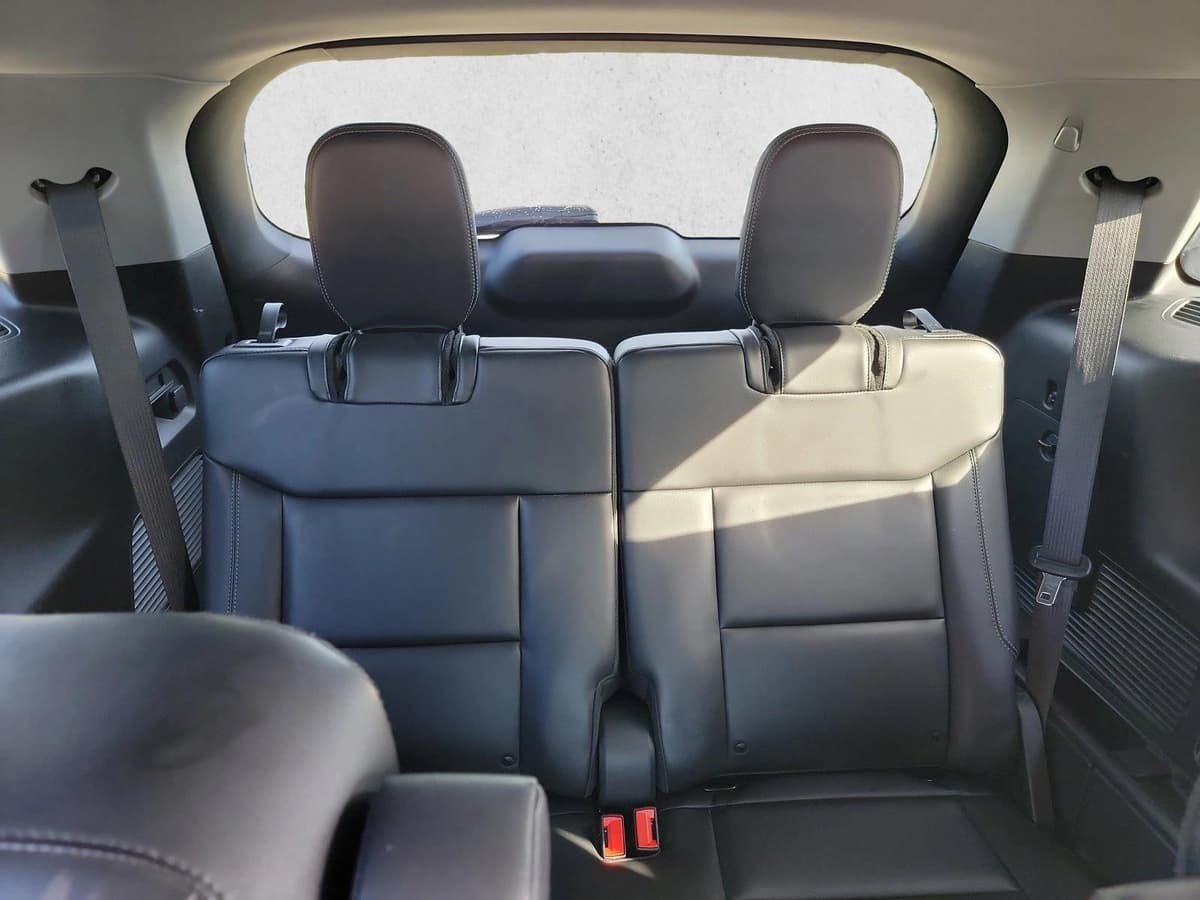 2022 Ford Explorer - Image 17