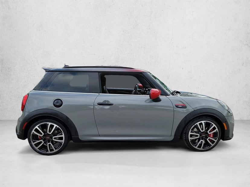2023 MINI Hardtop 2 Door - Image 1