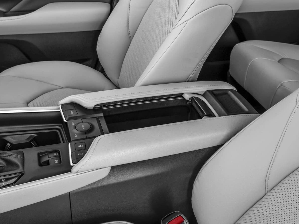 2026 Toyota Grand Highlander - Image 10