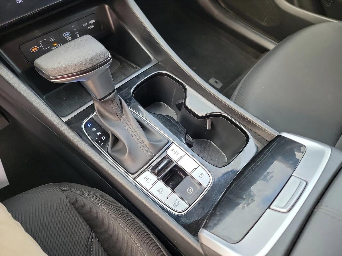 2025 Hyundai Tucson - Image 19