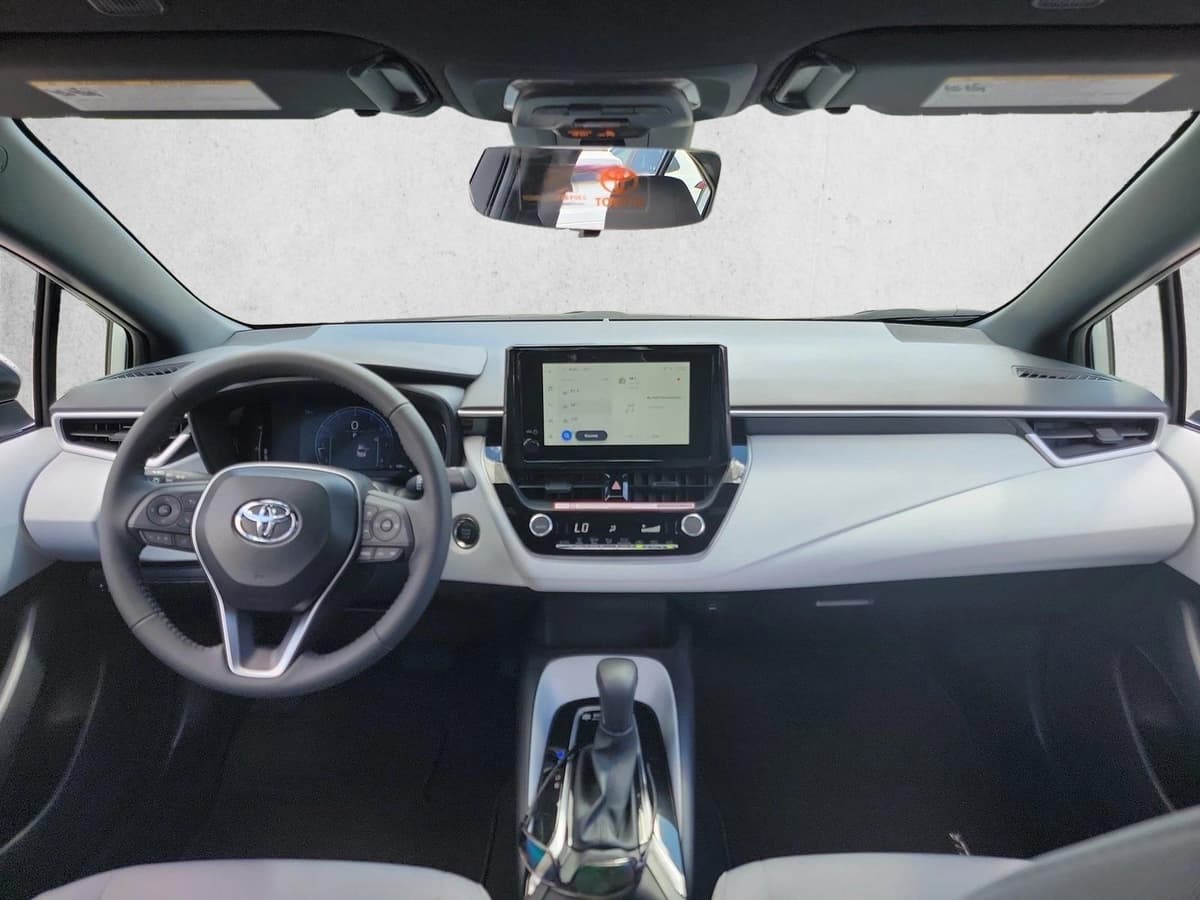 2026 Toyota Corolla - Image 17