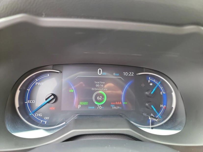 2025 Toyota RAV4 Hybrid - Image 20