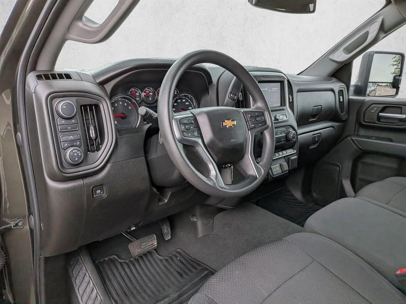 2023 Chevrolet Silverado 2500 HD - Image 3