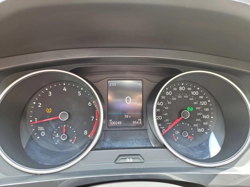 2018 Volkswagen Tiguan - Image 20