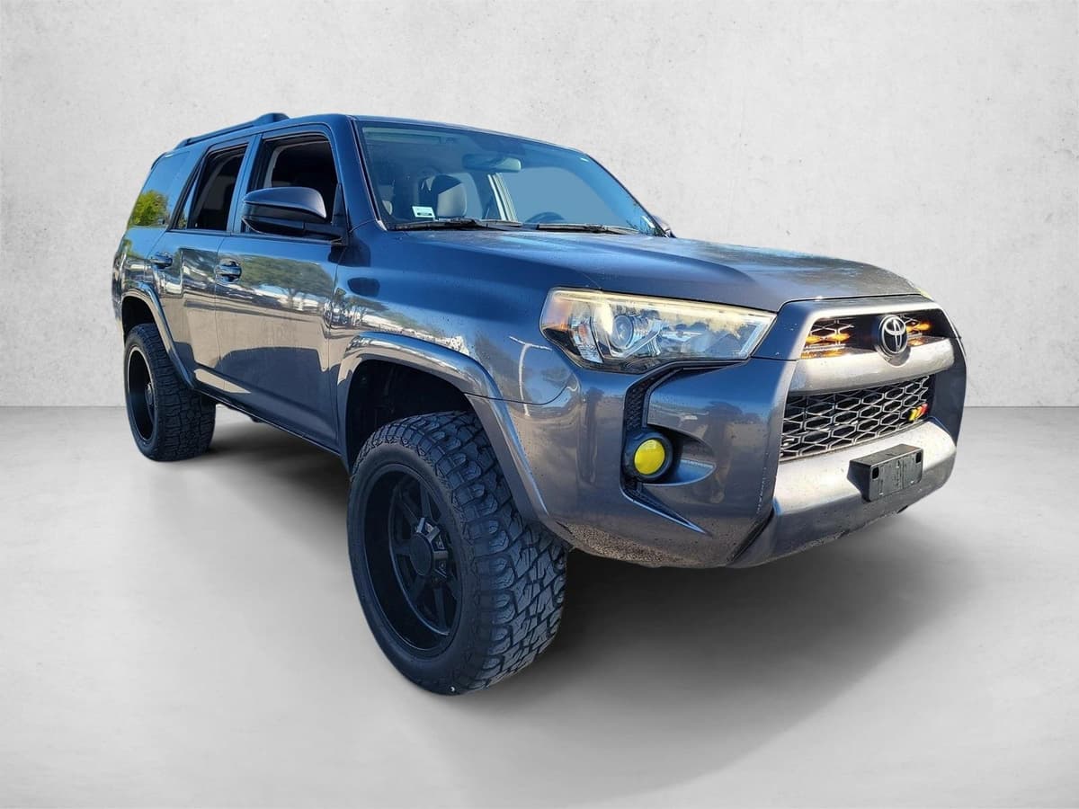 2015 Toyota 4Runner - Image 3