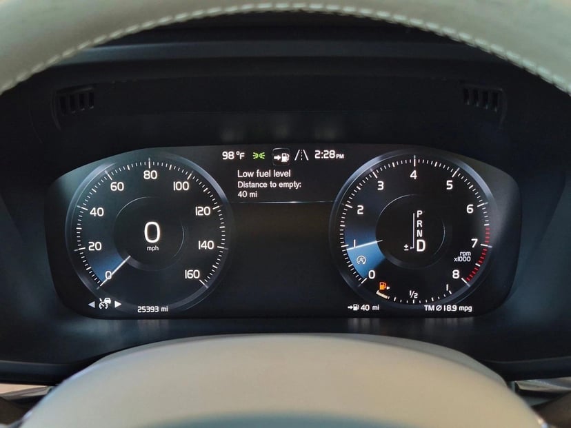 2021 Volvo XC60 - Image 7