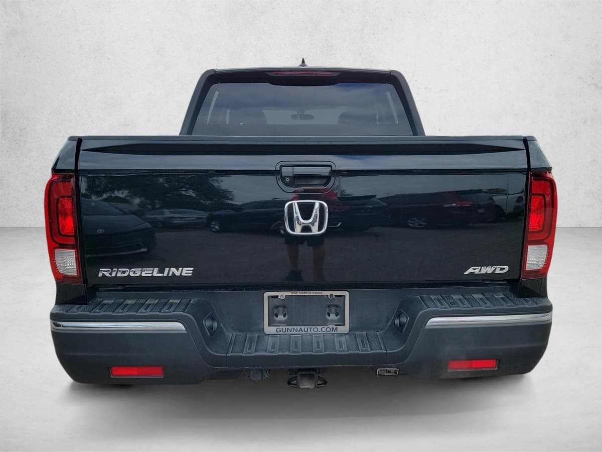2019 Honda Ridgeline - Image 6