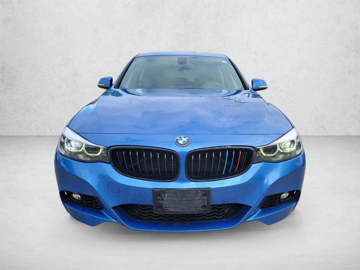 2018 BMW 340i - Image 2
