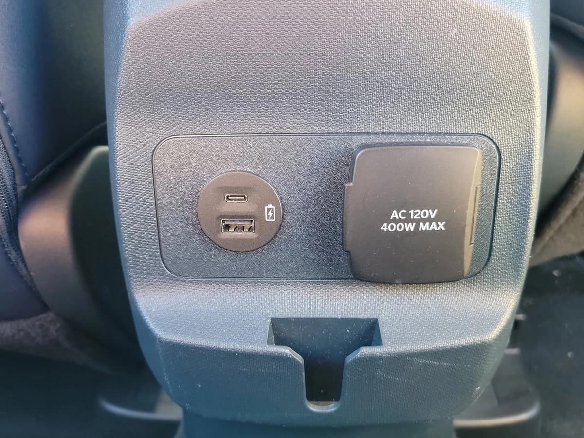 2024 Ford Maverick - Image 17