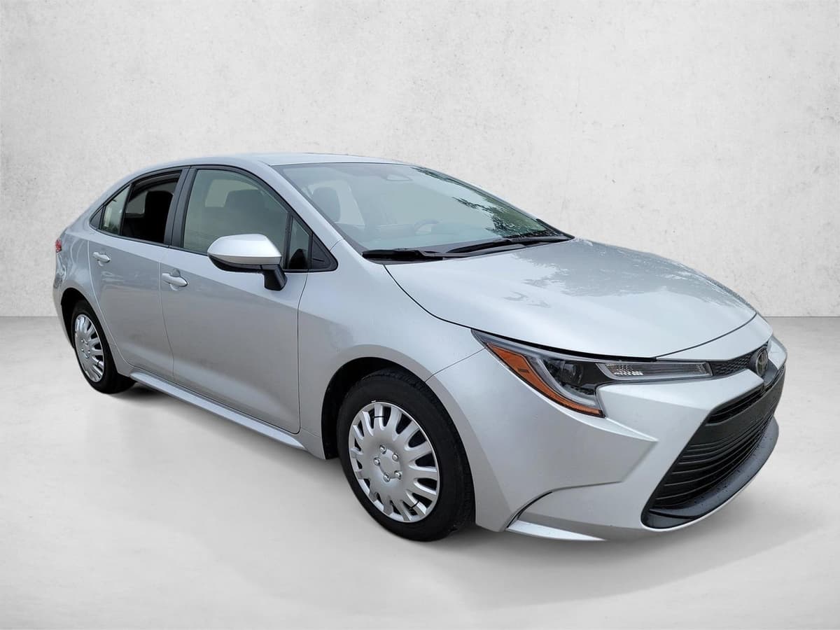 2024 Toyota Corolla - Image 3