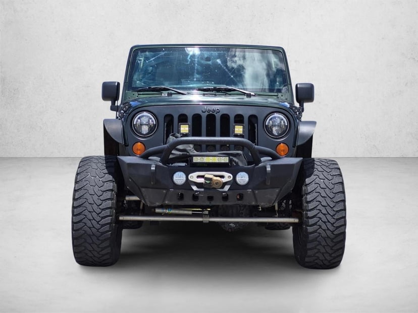 2011 Jeep Wrangler Unlimited - Image 2