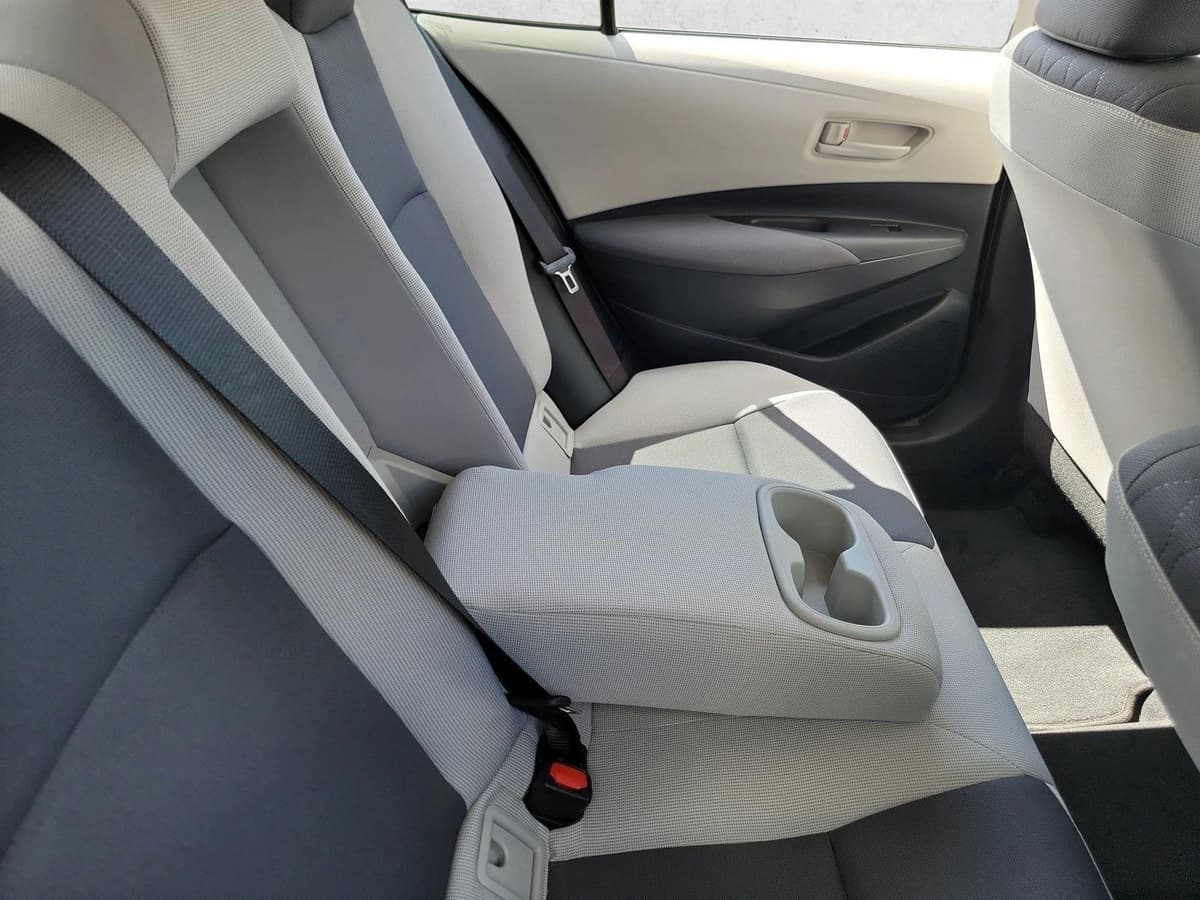 2025 Toyota Corolla - Image 16