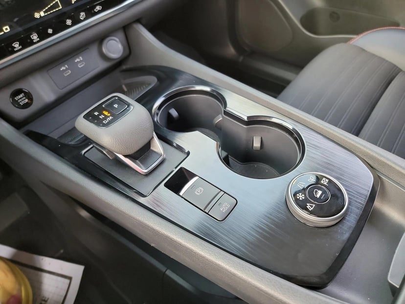 2025 Nissan Rogue - Image 22