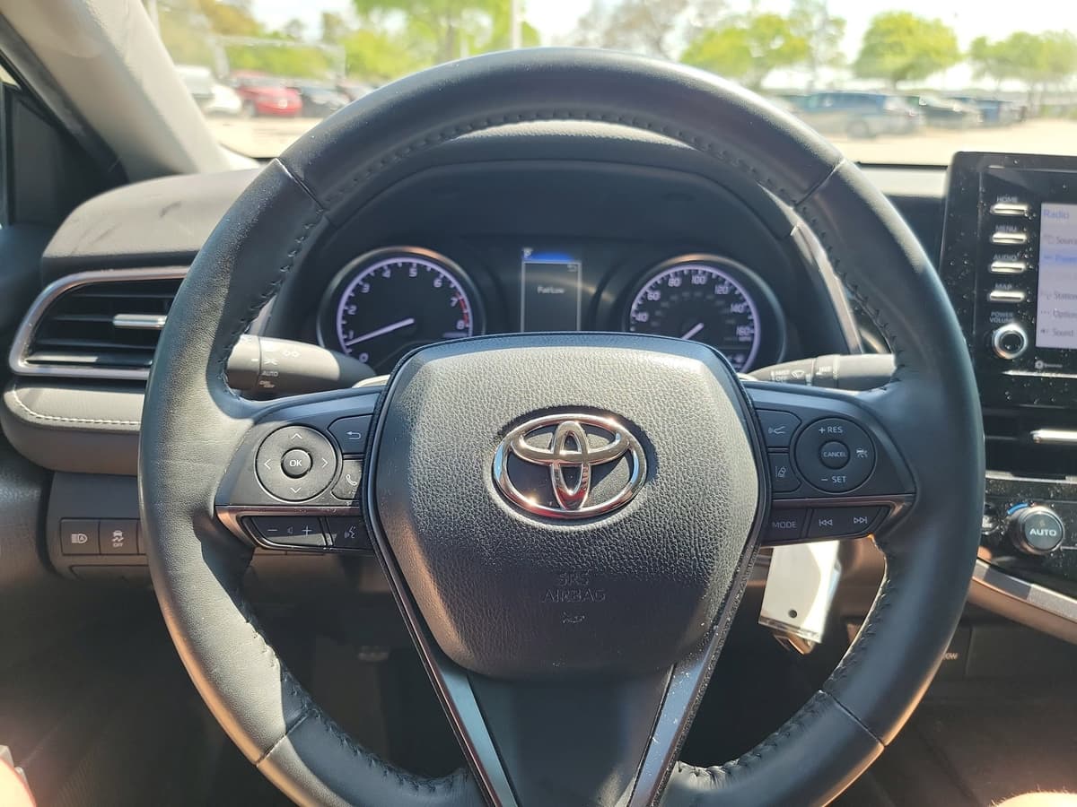 2023 Toyota Camry - Image 15