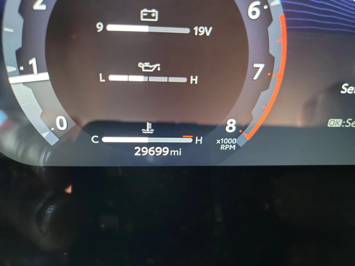 2025 Toyota Tacoma - Image 21