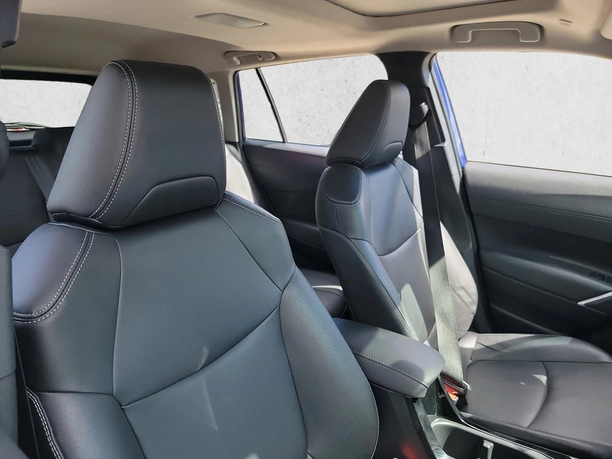 2024 Toyota Corolla Cross - Image 15