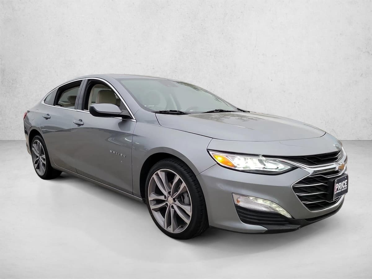 2024 Chevrolet Malibu - Image 3