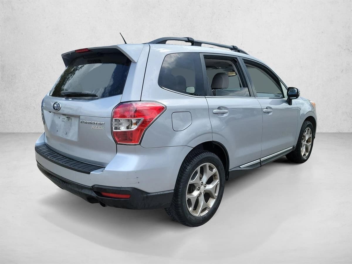 2015 Subaru Forester - Image 5