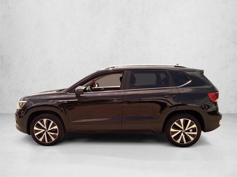 2024 Volkswagen Taos - Image 8