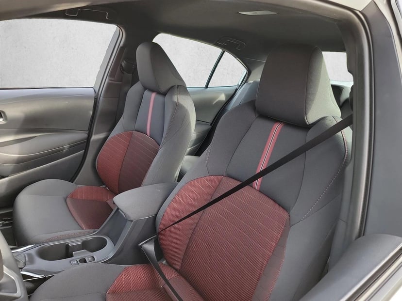 2026 Toyota Corolla - Image 13