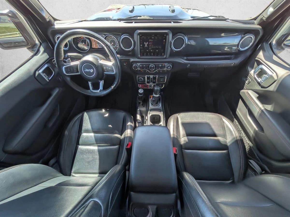 2023 Jeep Wrangler - Image 17