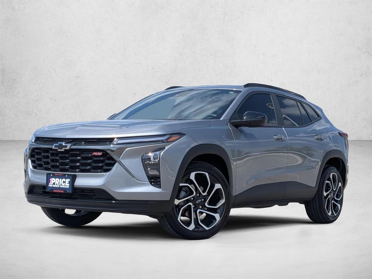 2025 Chevrolet Trax - Image 1