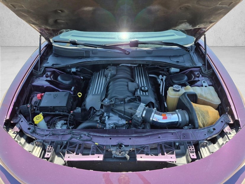 2020 Dodge Charger - Image 23