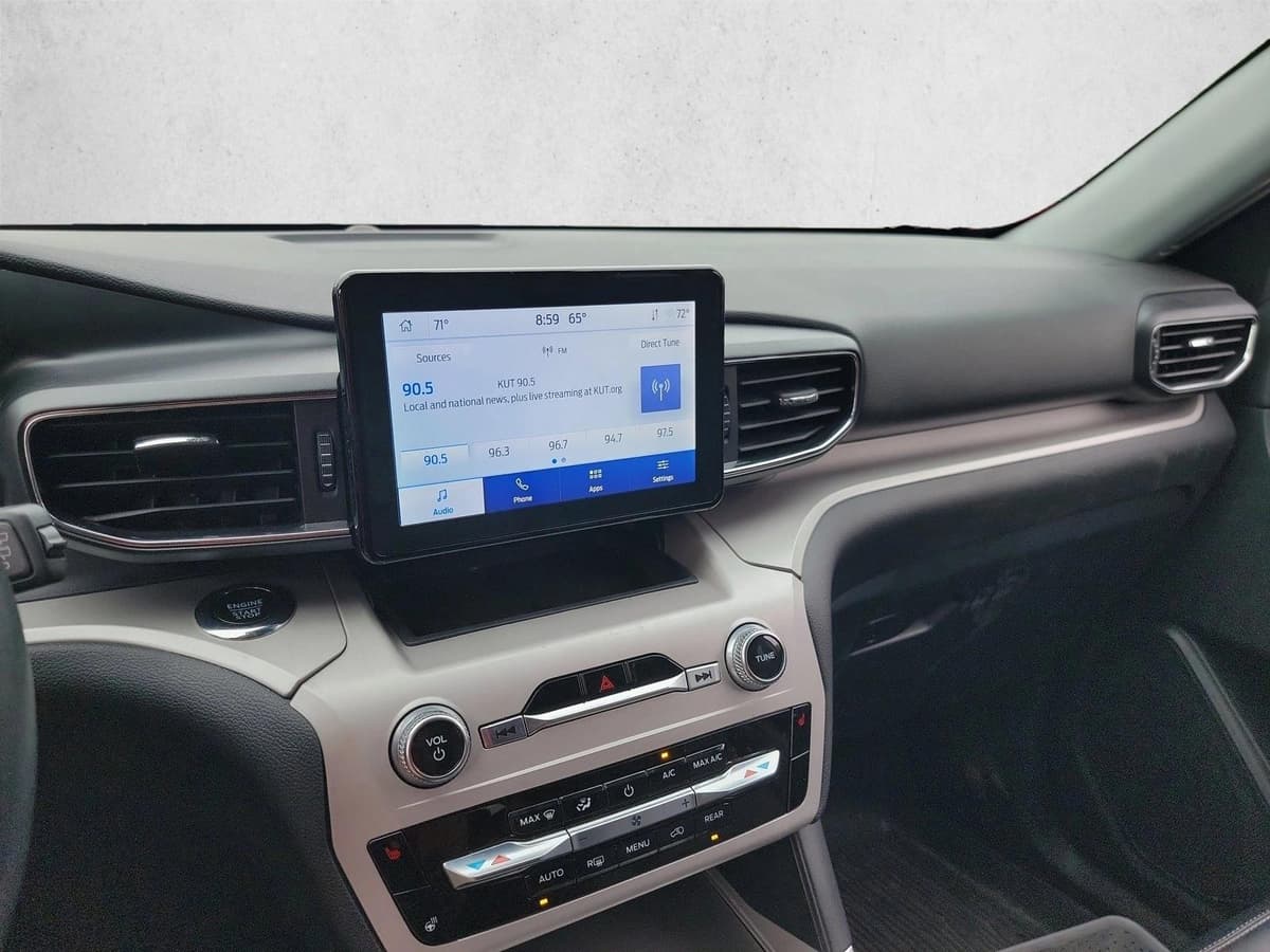 2024 Ford Explorer - Image 22