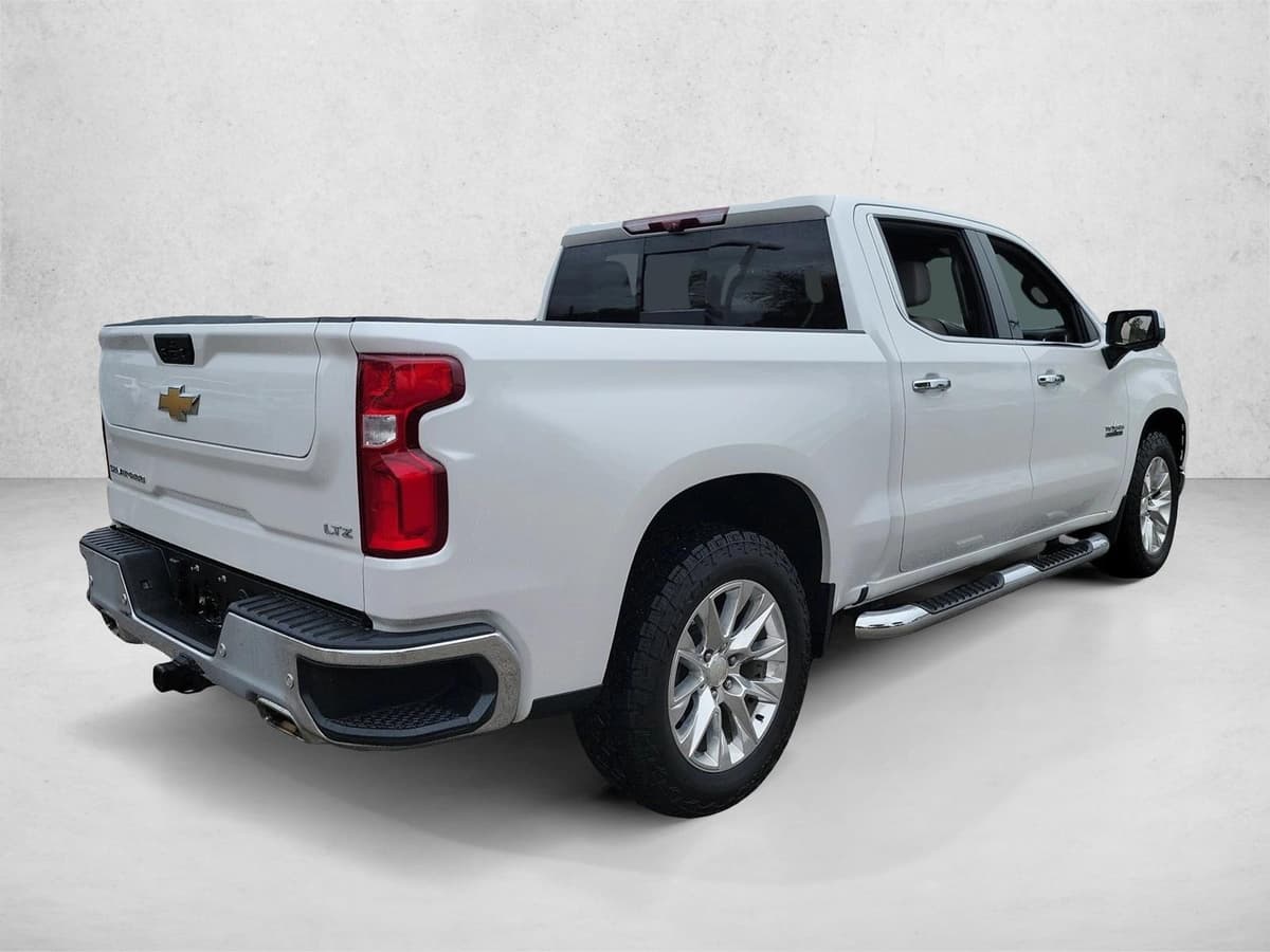 2022 Chevrolet Silverado 1500 LTD - Image 5