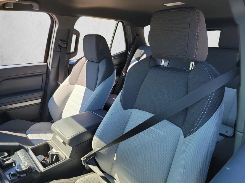 2025 Toyota 4Runner i-FORCE MAX - Image 13