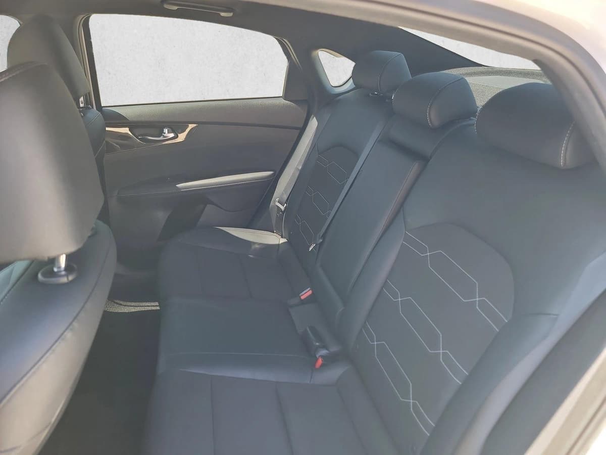 2023 Kia Forte - Image 14