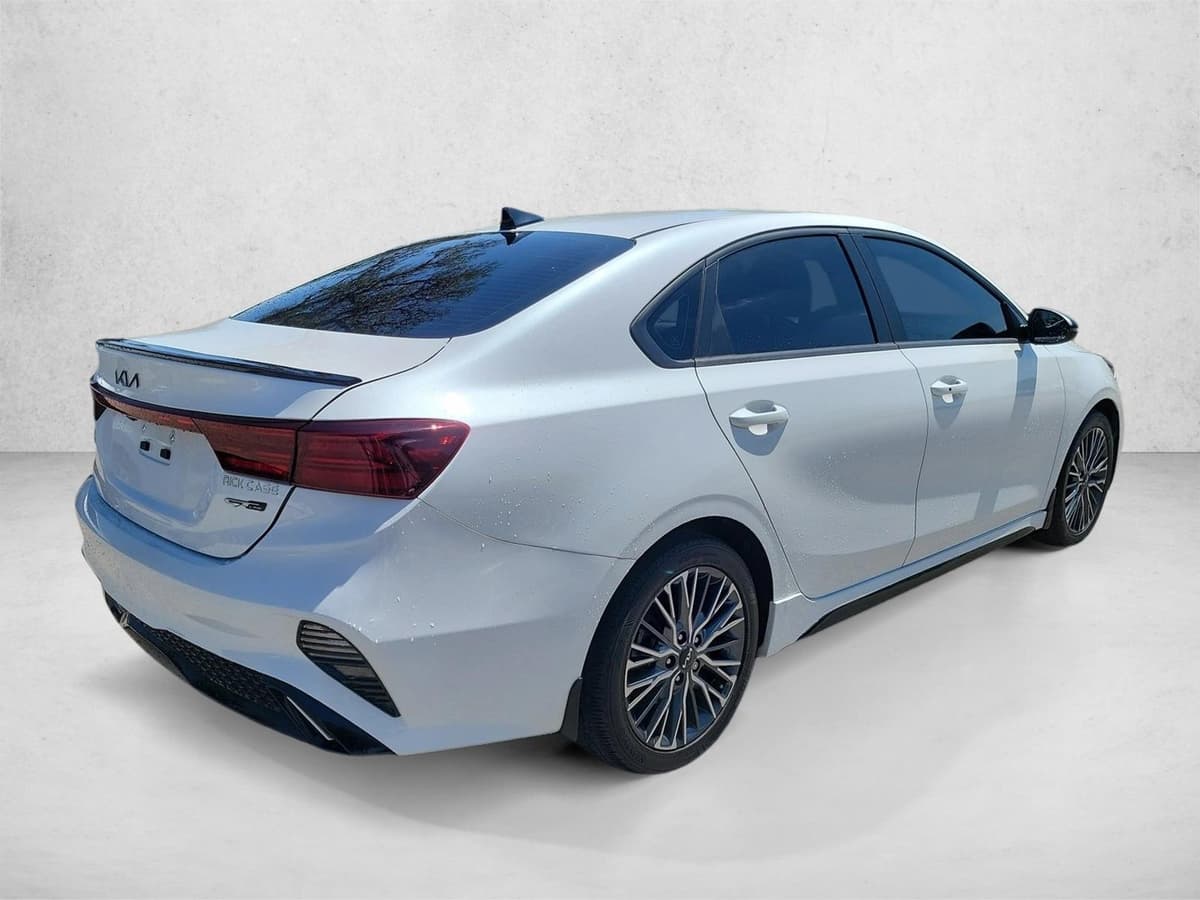 2023 Kia Forte - Image 5