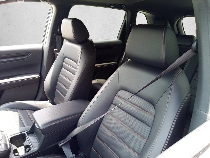 2025 Honda CR-V Hybrid - Image 13