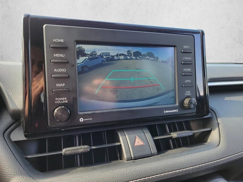 2021 Toyota RAV4 - Image 22