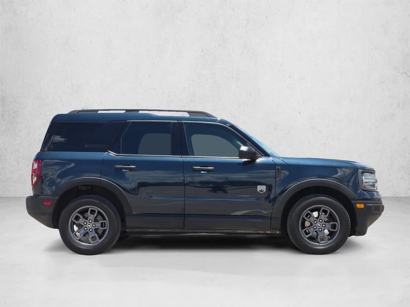 2022 Ford Bronco Sport - Image 3