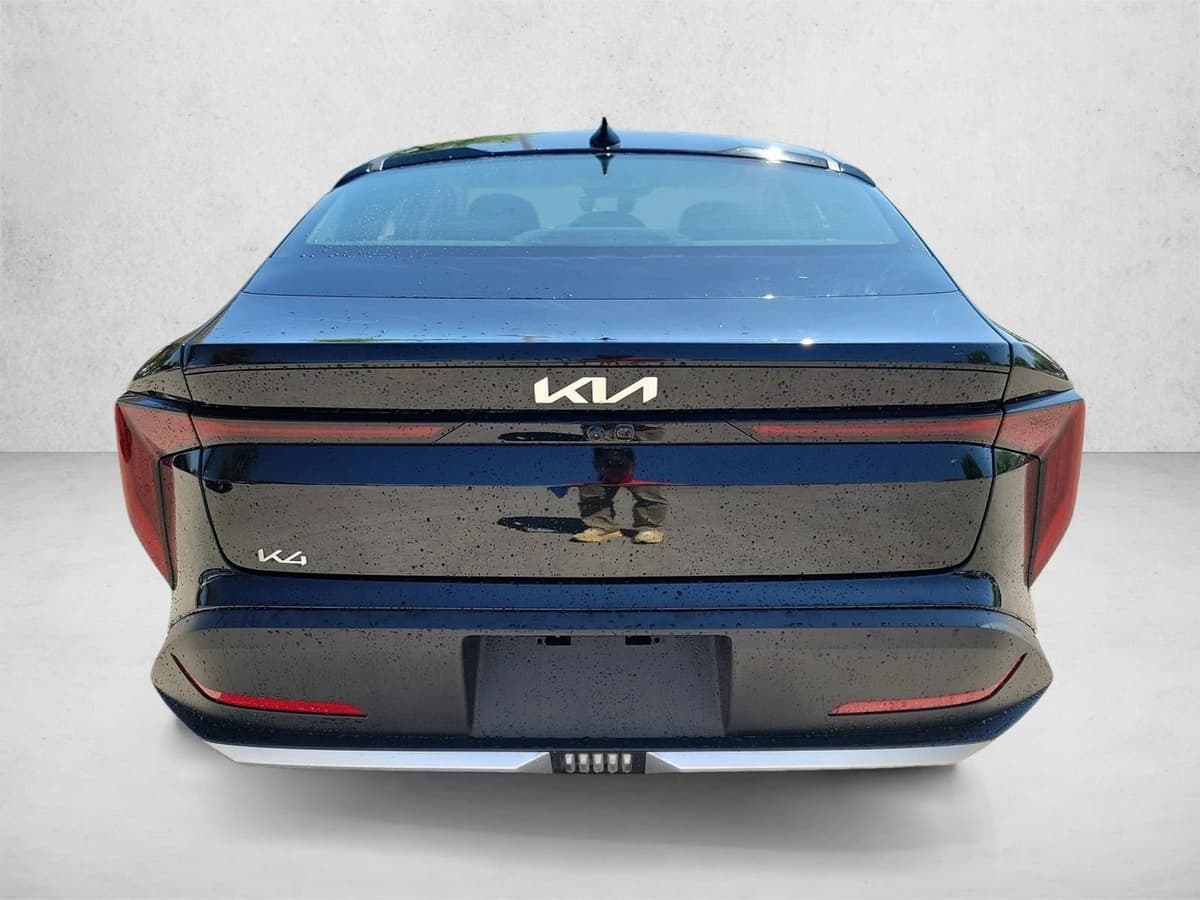 2025 Kia K4 - Image 6