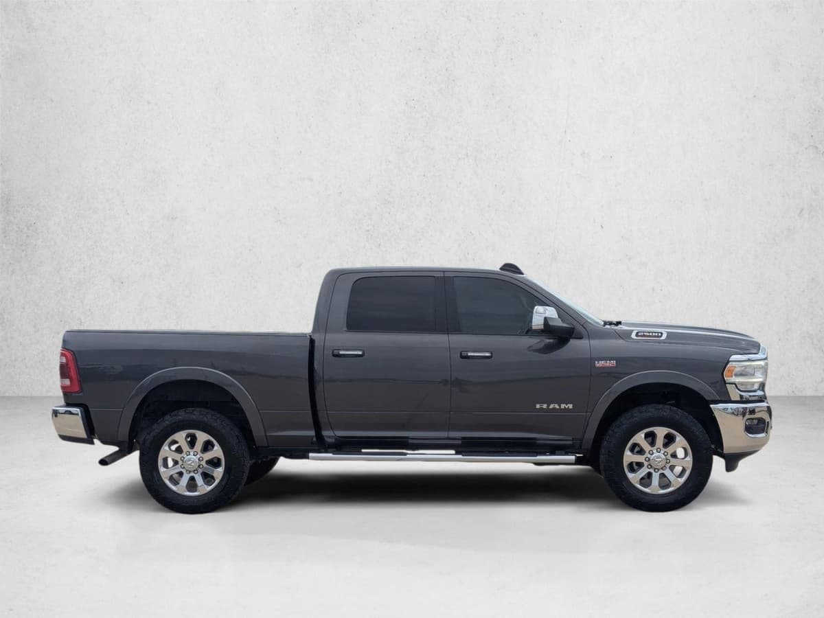 2022 Ram 2500 - Image 4