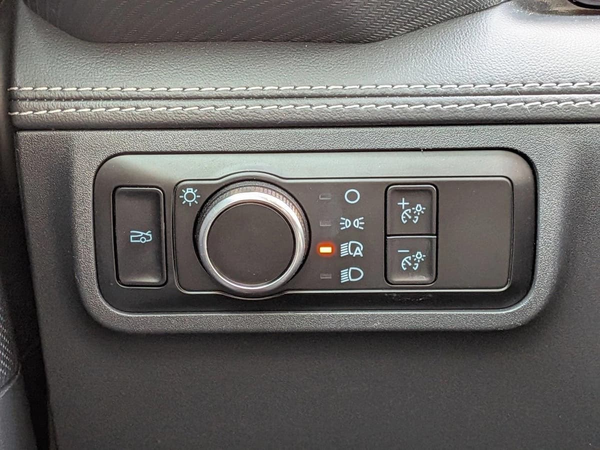 2024 Ford Mustang - Image 16