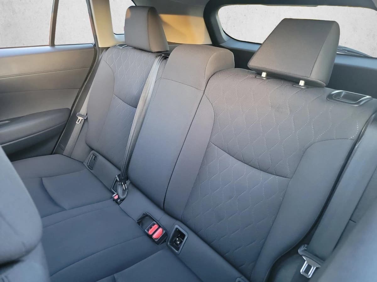 2022 Toyota Corolla Cross - Image 14