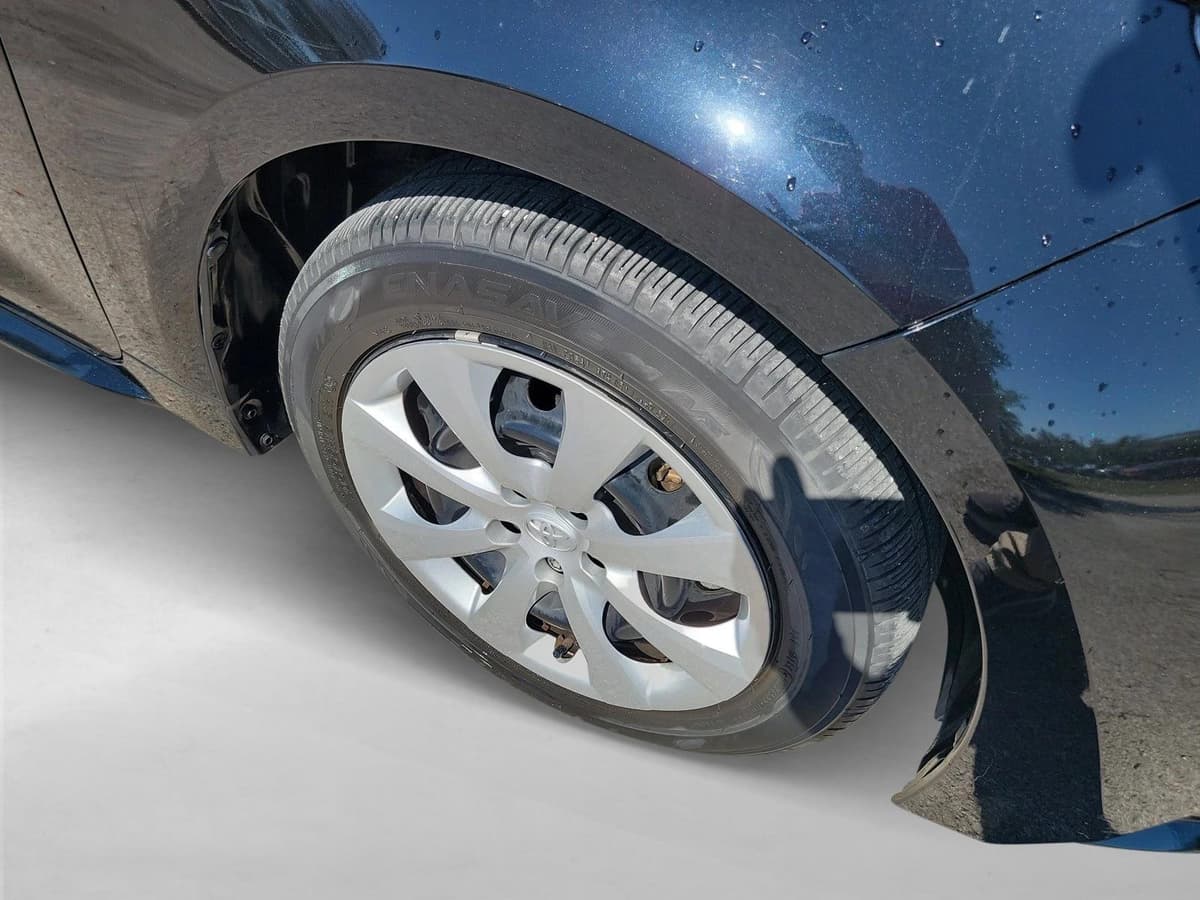 2023 Toyota Corolla - Image 10