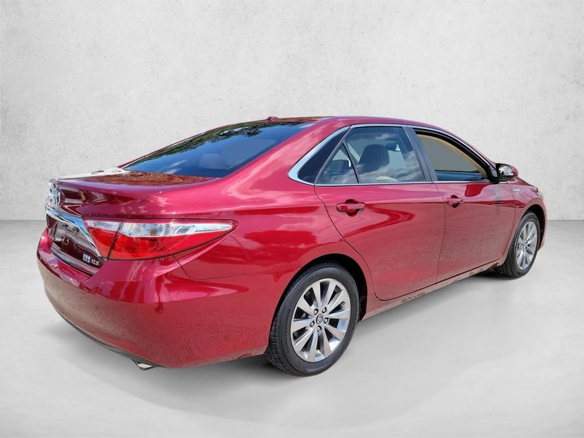 2016 Toyota Camry Hybrid - Image 5