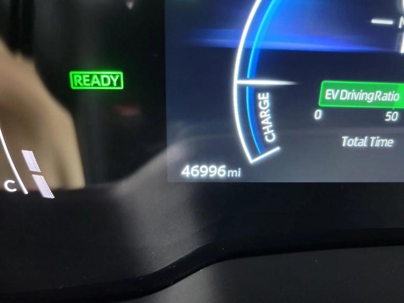 2023 Toyota Corolla Cross Hybrid - Image 13