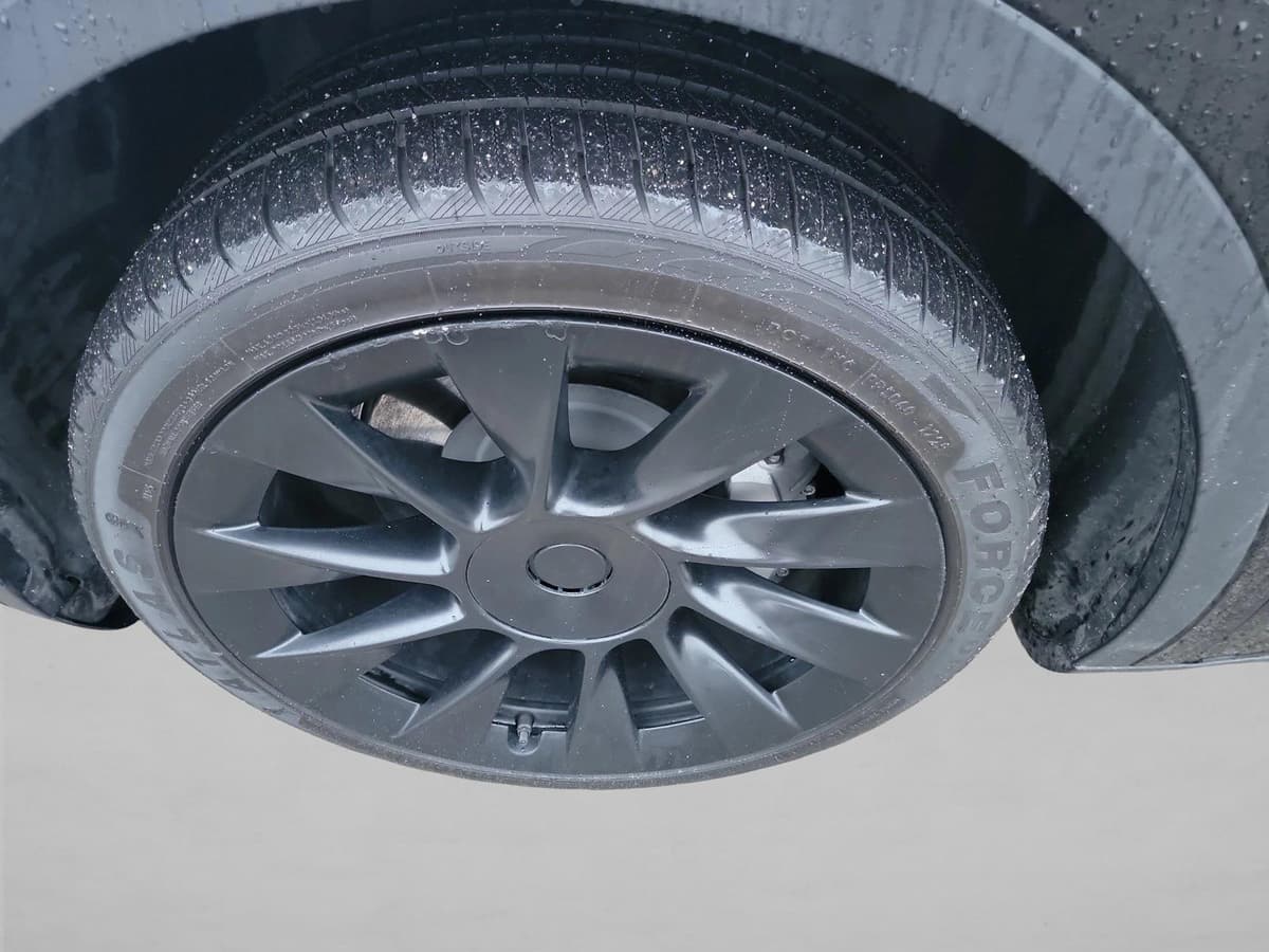 2022 Tesla Model Y - Image 6